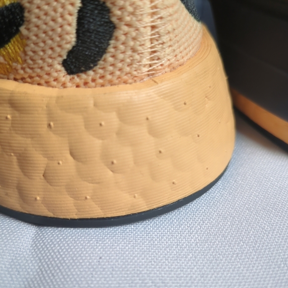 Adidas NMD human race BBC sz10 - Picture 10 of 16